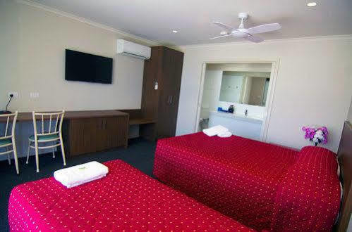 Jane Eliza Motor Inn สวอนฮิลล์ ภายนอก รูปภาพ